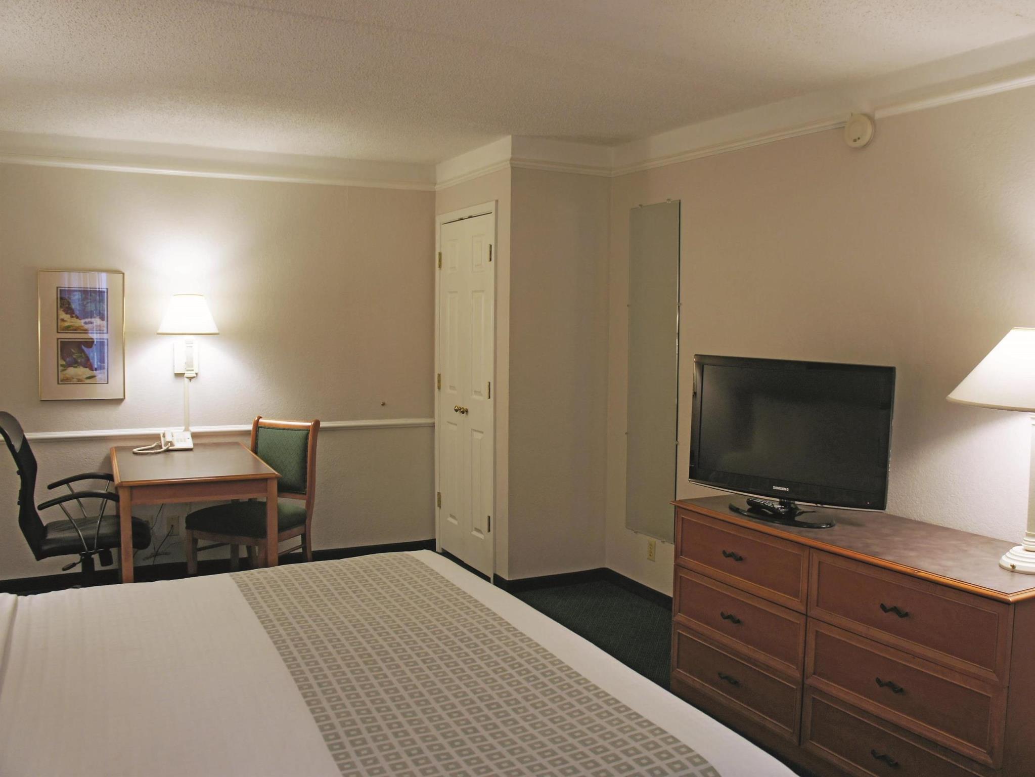 La Quinta Inn By Wyndham Фармингтон Экстерьер фото