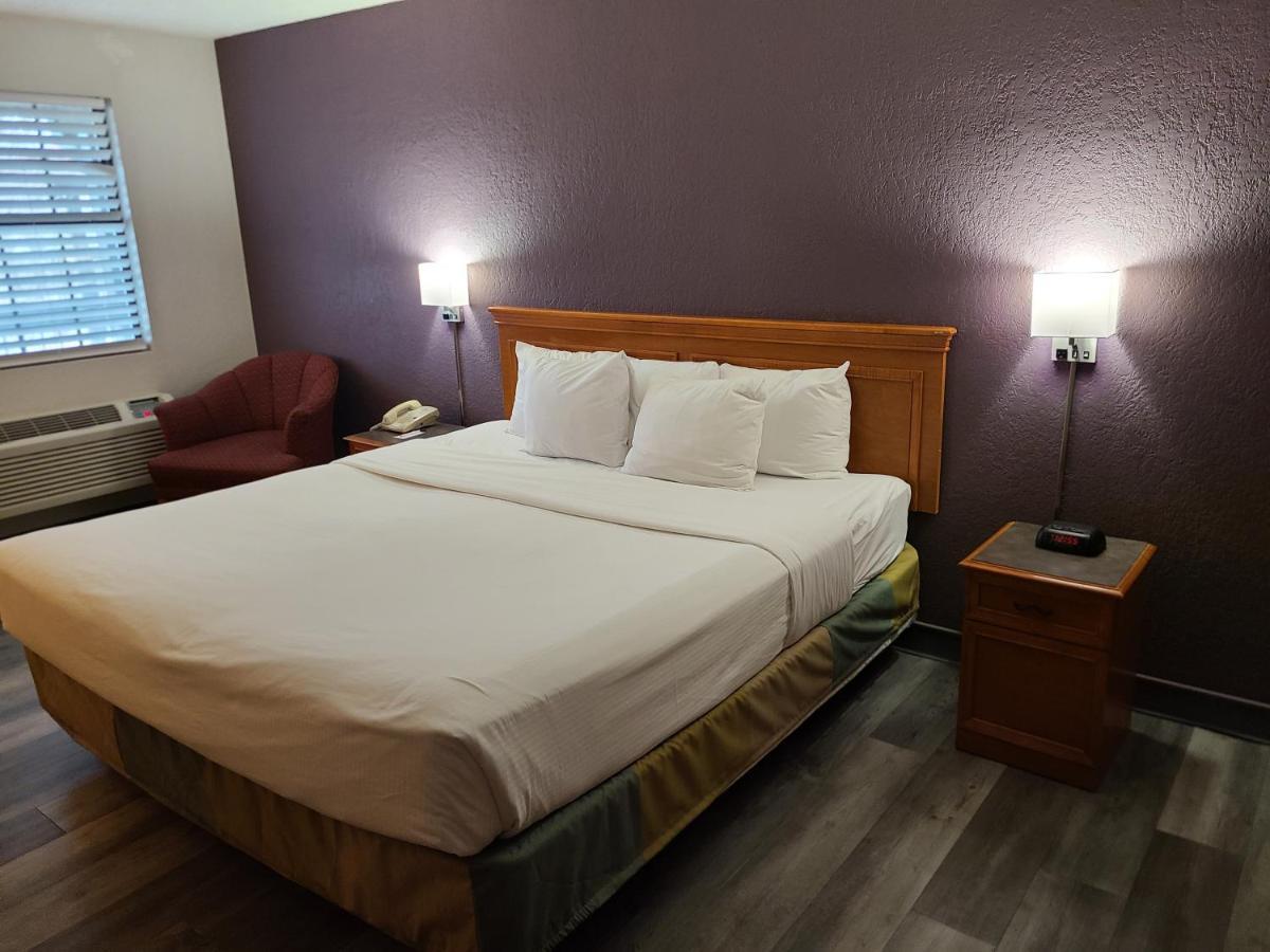 La Quinta Inn By Wyndham Фармингтон Экстерьер фото